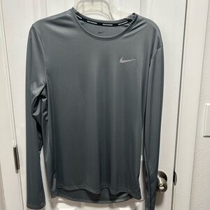 Nike Women’s Long Sleeve Tee